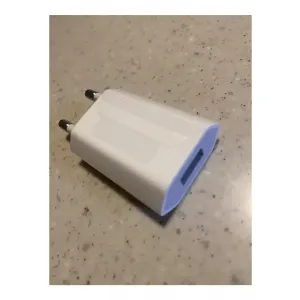 아이폰 정품 충전 어댑터 팝니다 (새상품)